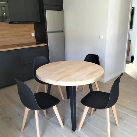 Casa Con Terraza A 100m De La Playa